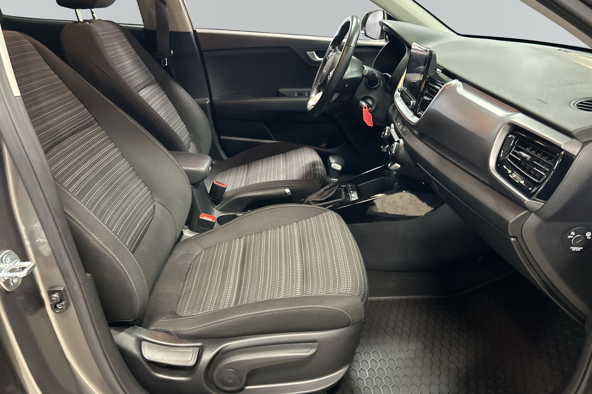Kia Stonic 1.0 T-GDI Automat DCT Advance 2024, bild 6/11