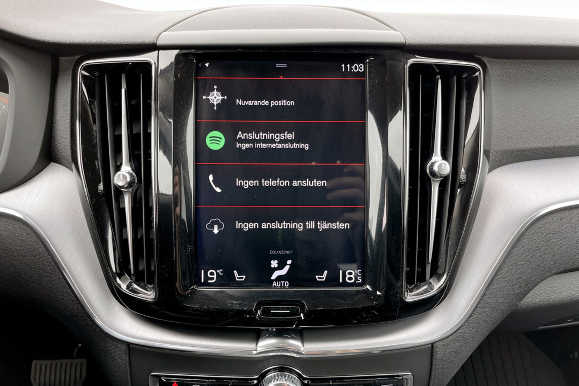 Volvo XC60 D4 Momentum Advanced Edition 2020, bild 6/13