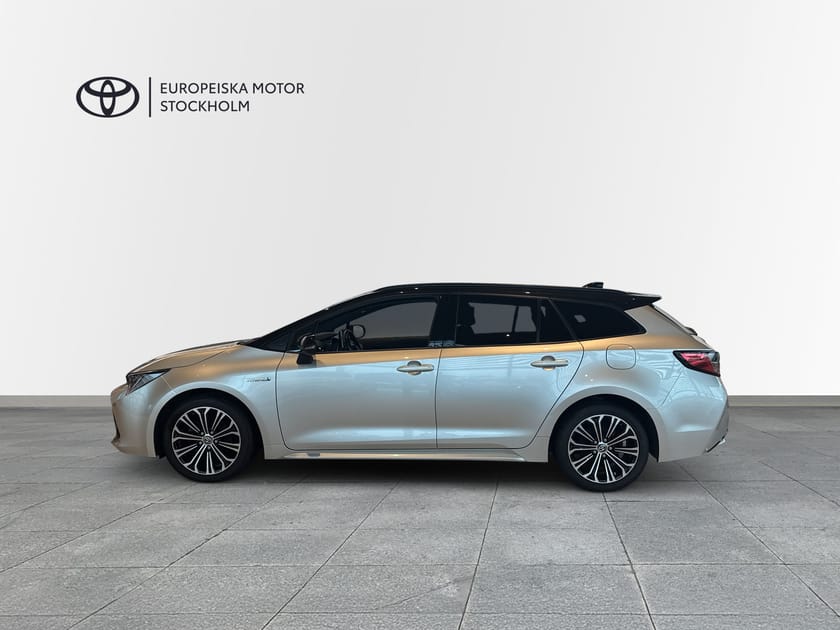 Bild 4 av Toyota Corolla Touring Sports Hybrid 1,8 Style Vinterhjul
