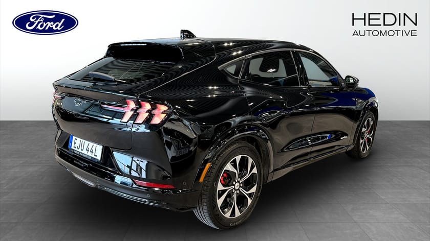 Bild 2 av Ford Mustang Mach-E Standard Range AWD Teknik Plus