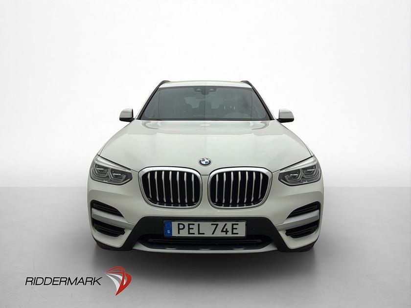 Bild 2 av BMW X3 xDrive30e xDrive 30e 292hk Cockpit HiFi Kamera Rattvärme
