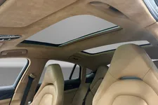 Porsche Panamera 4 E-Hybrid