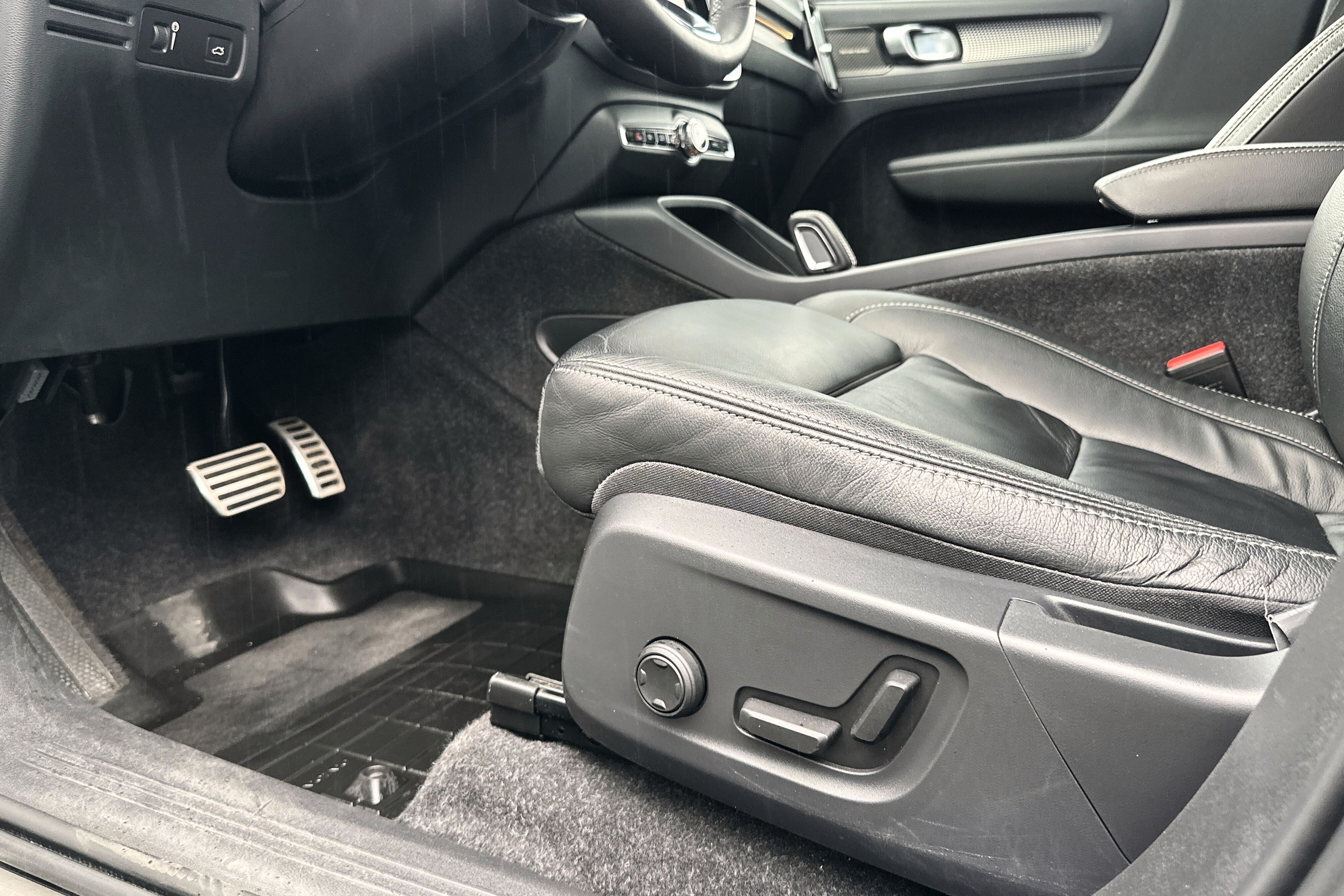 Volvo XC40 Recharge Twin bilde 16