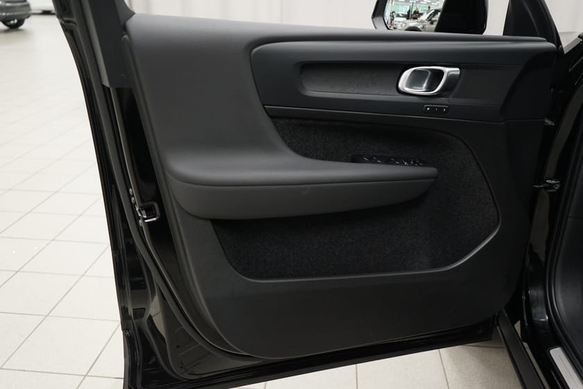 Bild 5 av Volvo XC40 Recharge Single Motor Plus | Drag |