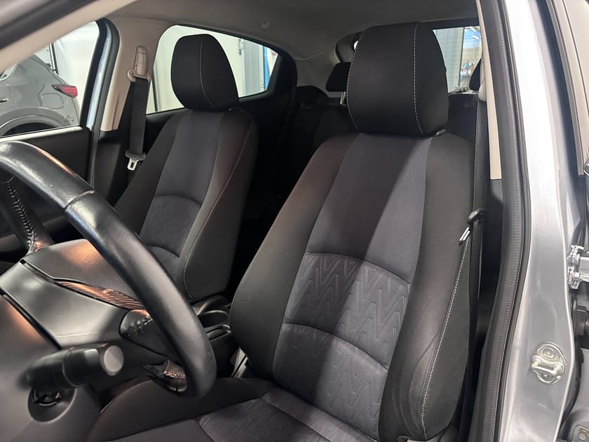 Bild 5 av Mazda 2 1.5 SKYACTIV-G, P-sensorer, Nav, V-hjul, Clima, Farth.