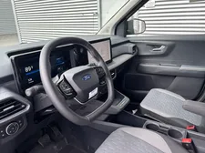 Ford E-Transit Courier