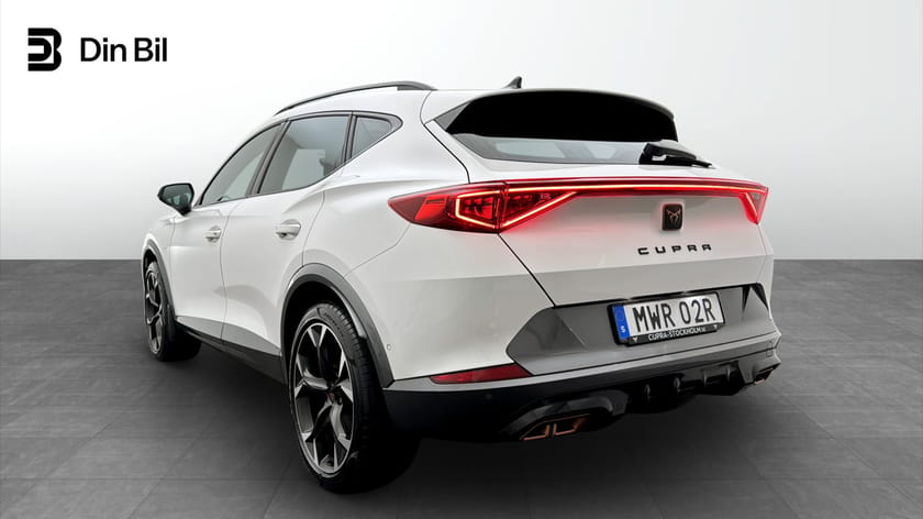 Bild 3 av CUPRA Formentor e-Hybrid 1.4 204 HK DSG6 / Kamera / 19''
