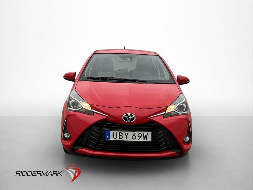 Bild 2 av Toyota Yaris 1.5 VVT-iE 111hk Active Kamera Farthållare