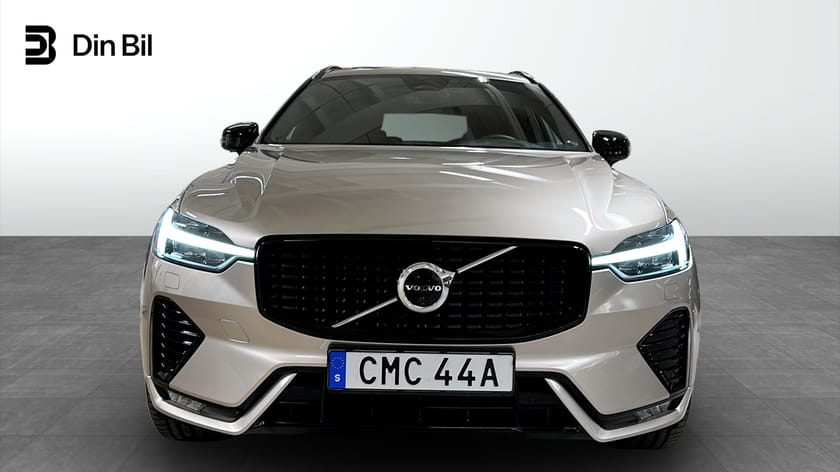 Bild 4 av Volvo XC60 B4 AWD 197 HK Geartronic Plus Dark Pano I Harman