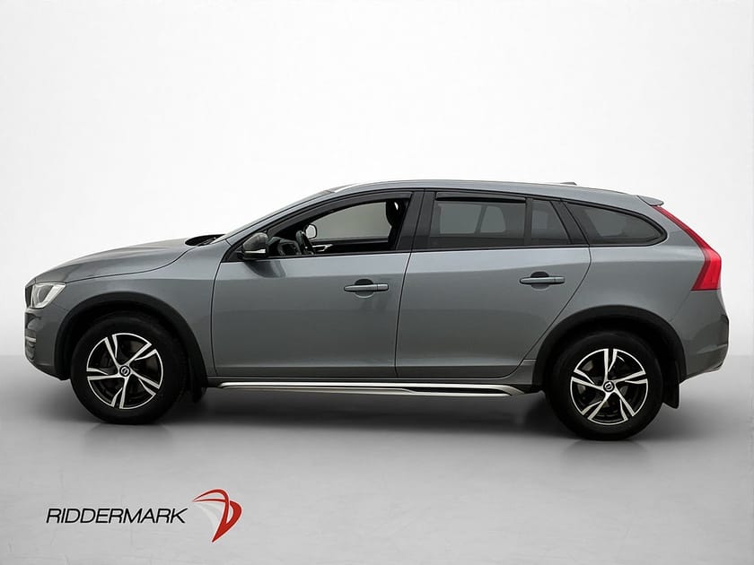 Bild 4 av Volvo V60 Cross Country D3 150hk Momentum Värmare Dragkrok