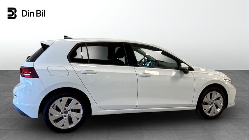 Bild 2 av Volkswagen Golf LIFE 1.5 ETSI 150 HK DSG DRAGKROK