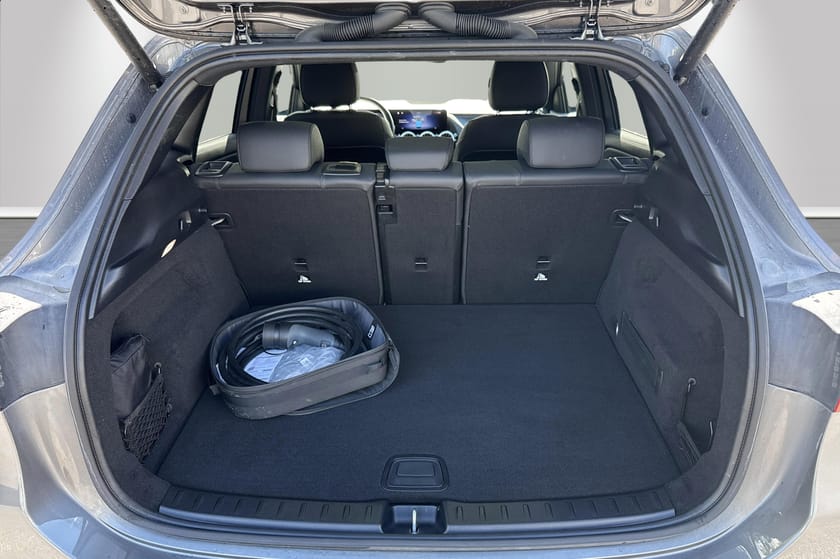 Bilde 5 av Mercedes-Benz EQA 300 4MATIC Progressive Line 2025 |Høy komfort