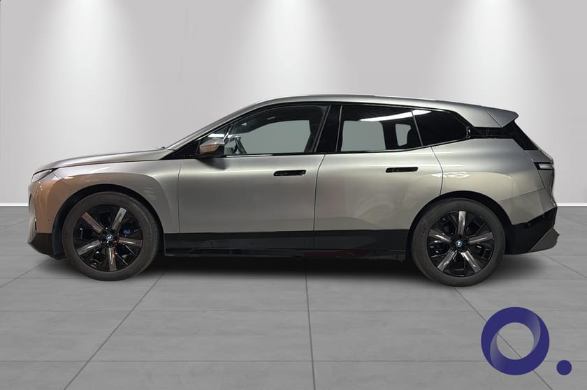 Bilde 2 av BMW iX xDrive40