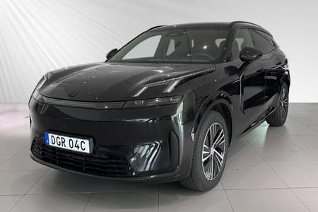 Lynk & Co 08 PHEV Core