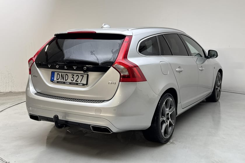Bild 3 av Volvo V60 D4 (181hk) Ocean Race Drag Backkamera