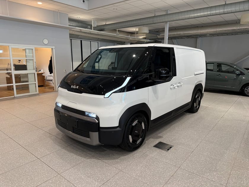 Bild 1 av Kia PV5 Cargo Plus Pro 4DR L2H1 Long Range Omgående Leverans