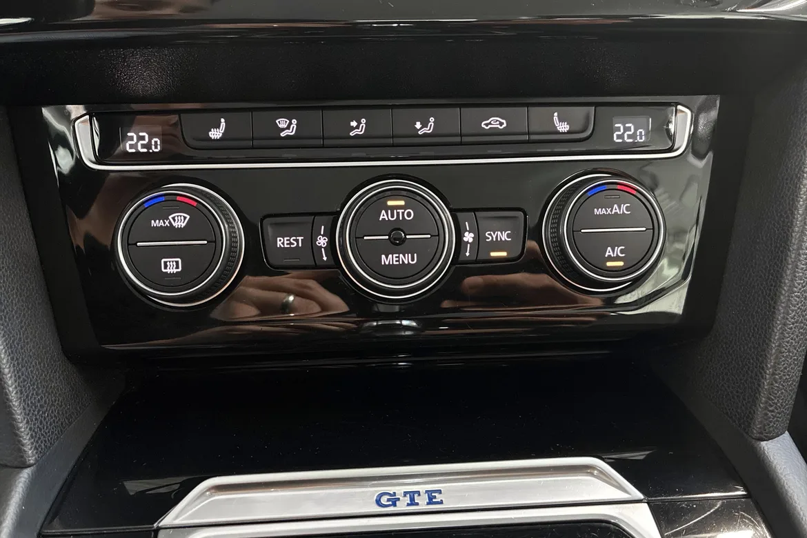 picture of a car