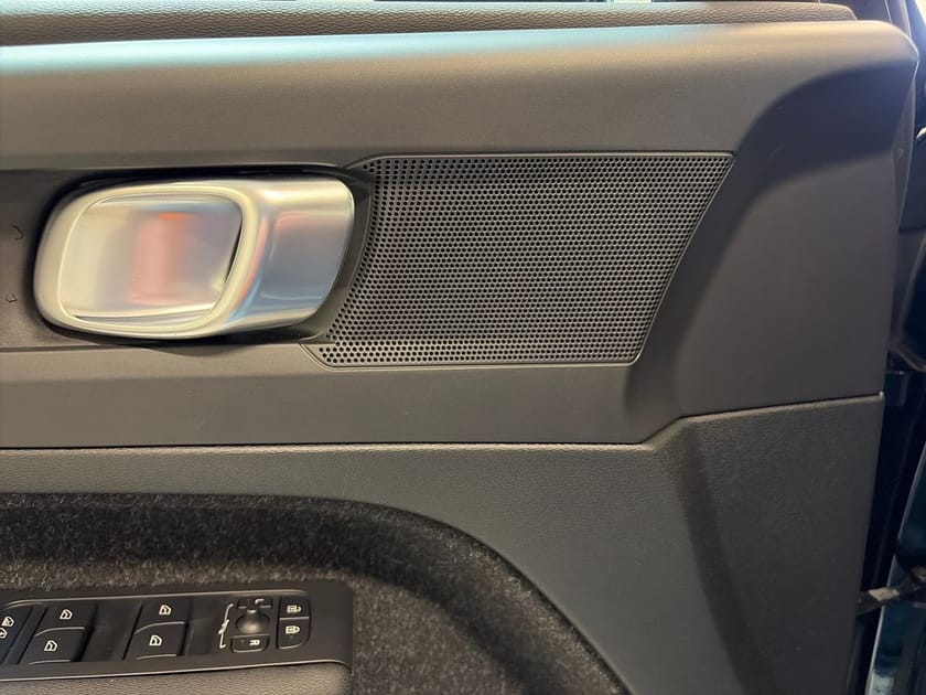 Bild 4 av Volvo XC40 T2 FWD Momentum Core