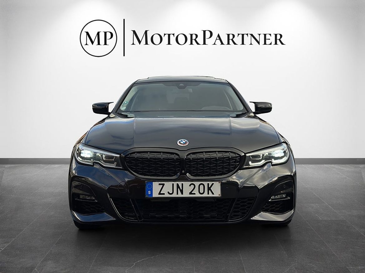 BMW 3-serie, bild 3 av 23