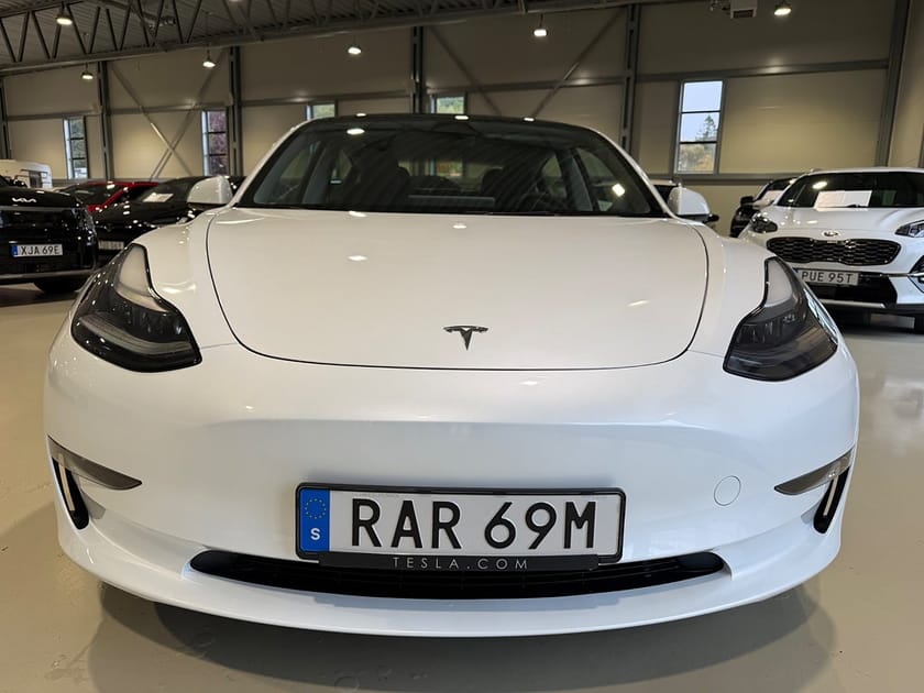 Bild 2 av Tesla Model 3 Performance