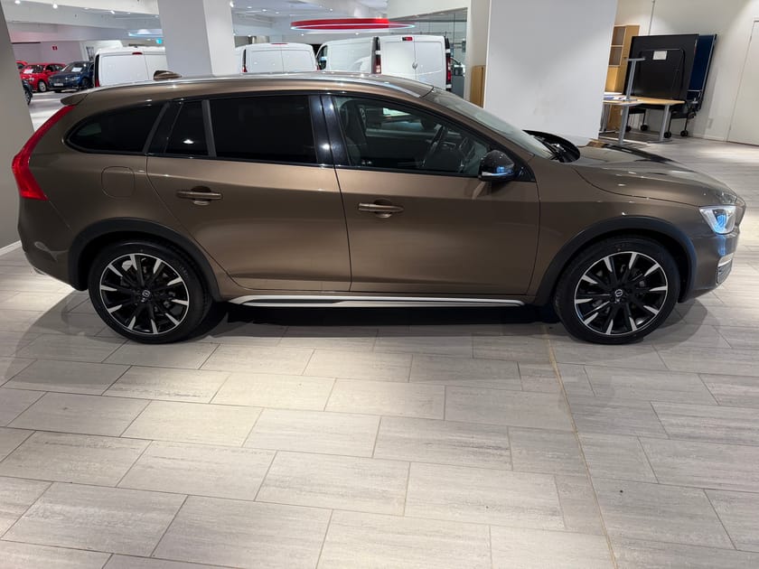 Bild 3 av Volvo V60 Cross Country