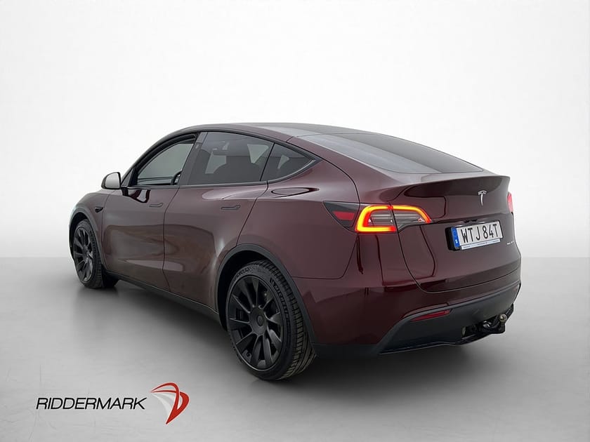 Bild 3 av Tesla Model Y Long Range AWD Drakrok Svensksåld MOMS