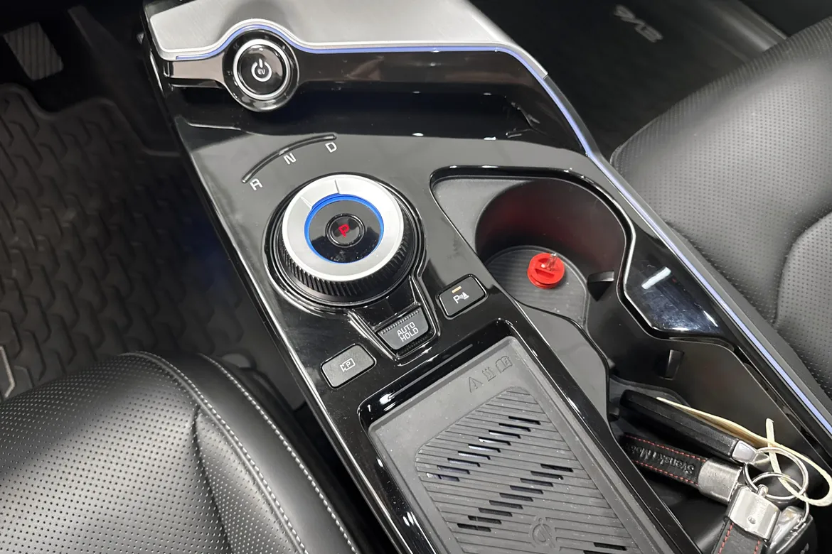 picture of a car