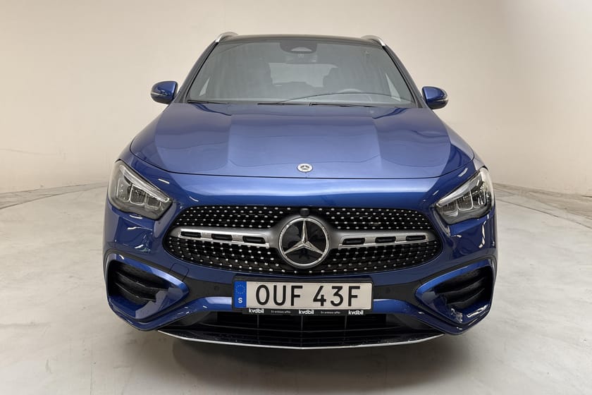 Bild 5 av Mercedes-Benz GLA 200 H247 (163hk) AMG Line Panorama