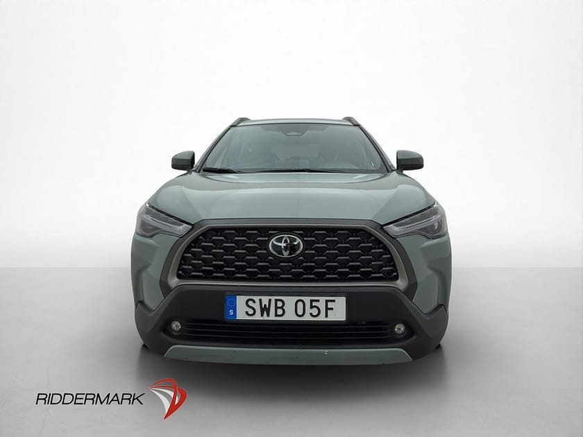 Bild 2 av Toyota Corolla Cross Hybrid Cockpit Kamera Navi BT Dragkrok