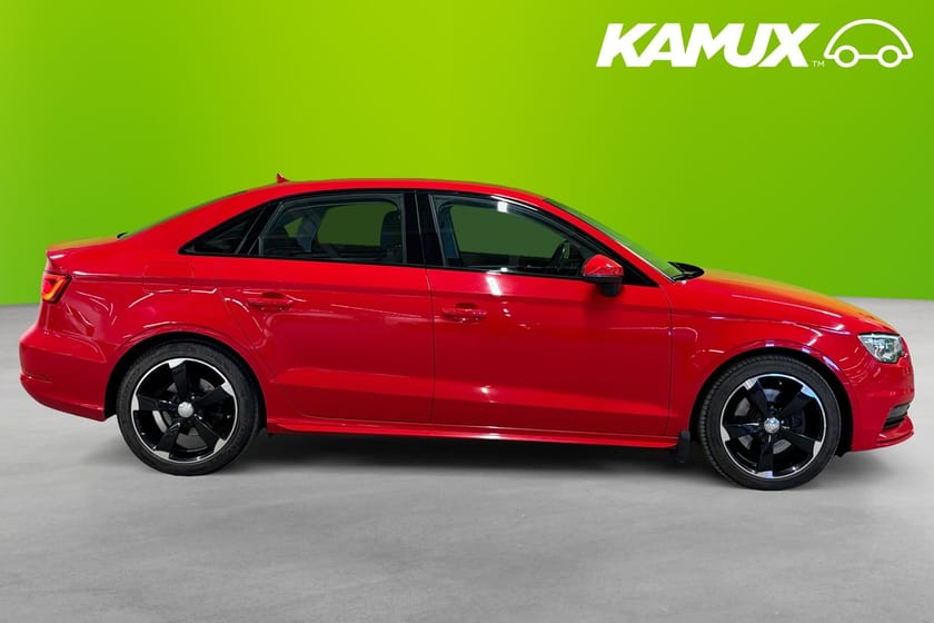 Bild 2 av Audi A3 Sedan 2.0 TDI quattro S Tronic 184hk GRILL PÅ KÖPET Värmare Bluetooth Sensorer
