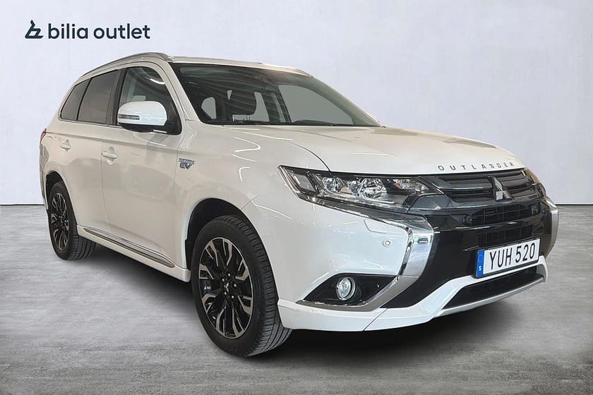 Bild 2 av Mitsubishi Outlander PHEV CVT Business Nyservad 360°kamera Dragkrok Skinn