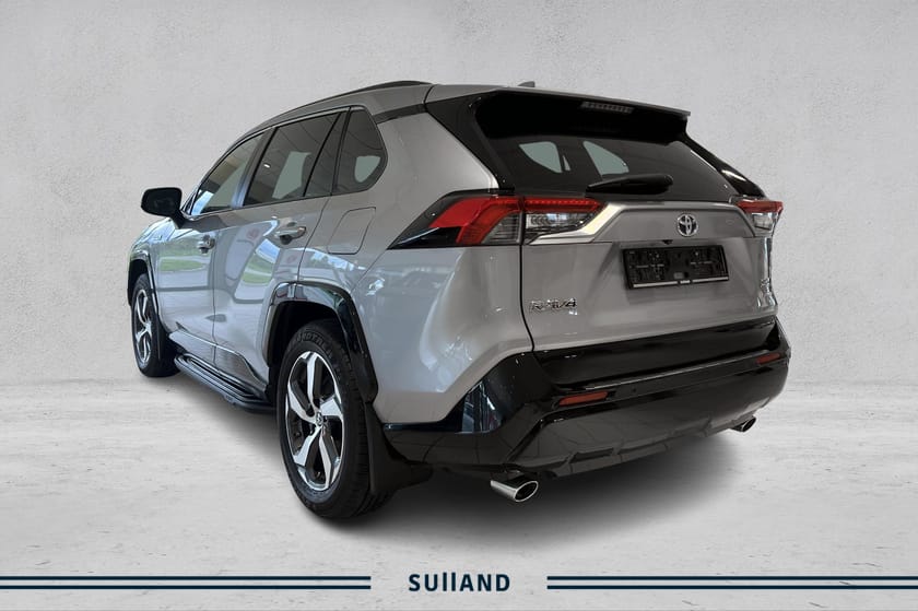 Bilde 3 av Toyota RAV4 Plug-in Hybrid Active Tech / AWD / Oppvarmet ratt / Hengerfeste