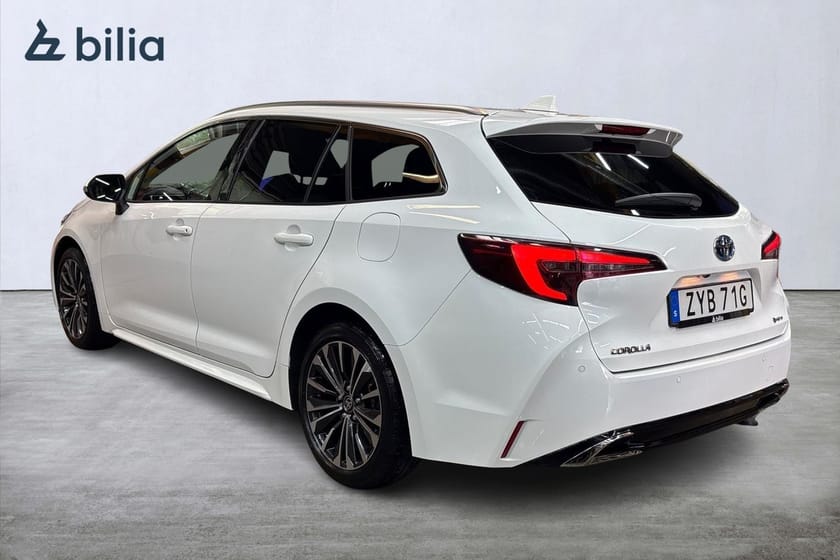 Bild 2 av Toyota Corolla Touring Sports Hybrid 1,8 Style Appstyrd Värmare