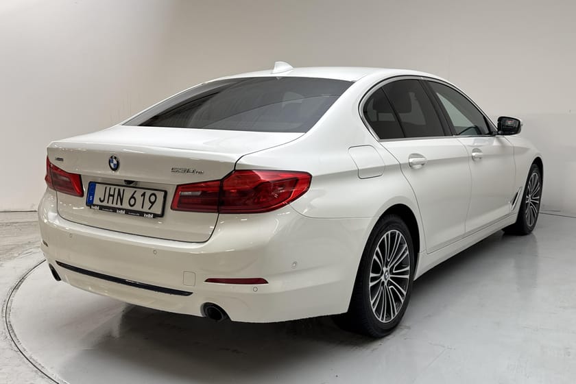 Bild 3 av BMW 530e xDrive iPerformance Sedan 530 252hk Sport Line