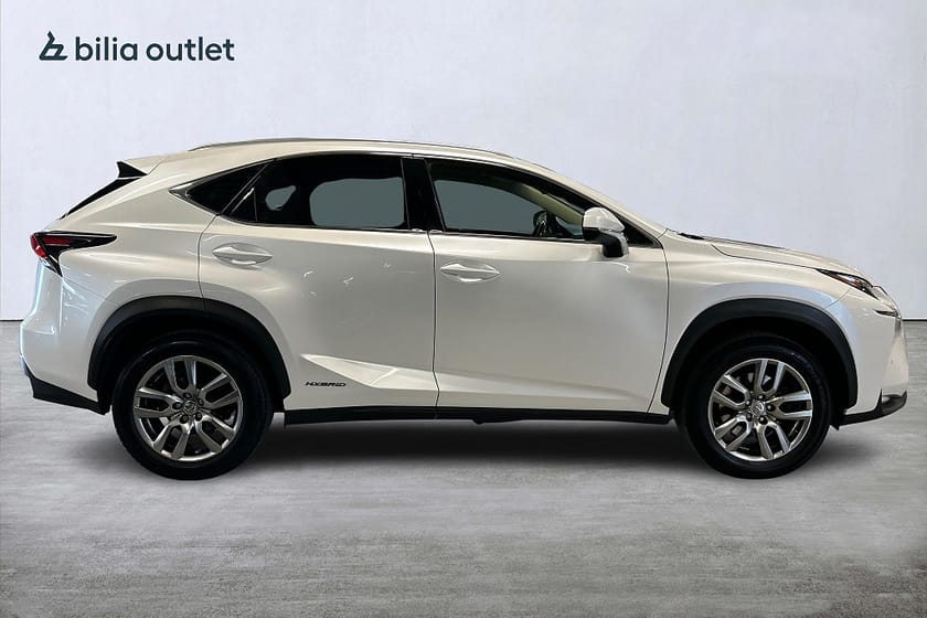 Bild 5 av Lexus NX 300h AWD Business Line 197hk Drag Backkamera Läder