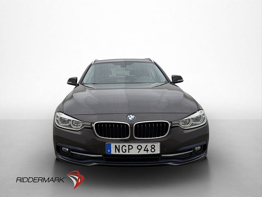 Bild 2 av BMW 320d xDrive Touring 190hk Sport line M-Värm Drag M-Sport ratt