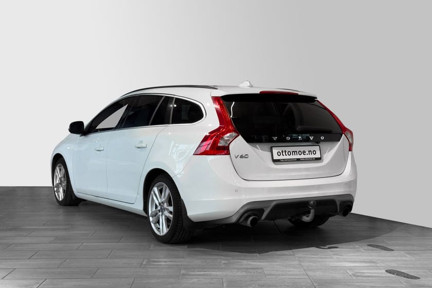 Bilde 4 av Volvo V60 D2 R-Design Aut | Navi | Krok | Adapt.cruise
