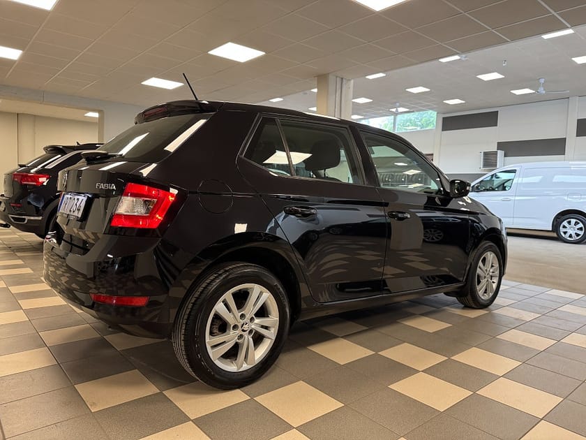 Bild 5 av Škoda Fabia Skoda 1.0 TSI Style Euro 6 ACC Alcantara