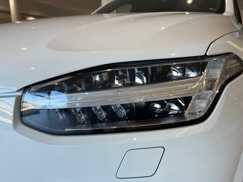 Bilde 4 av Volvo XC90 T8 AWD R-Design KROK|LUFT|TEK.PK|20"|7år*