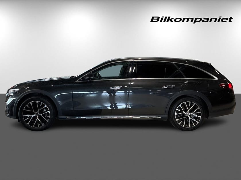 Bild 4 av Mercedes-Benz E 300 de 4MATIC All-Terrain Advanced+ 360 Drag Burmester