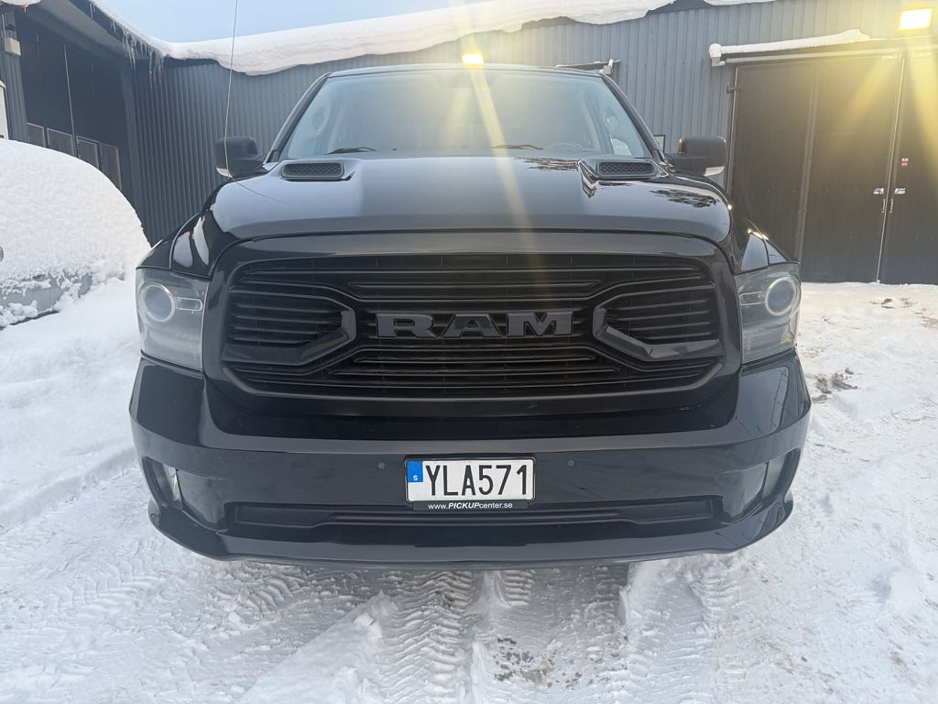 RAM 1500 Crew Cab 5.7 V8 HEMI 4x4 2018, photo 7/9