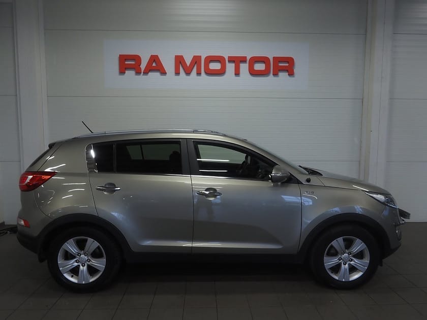 Bild 4 av Kia Sportage 2.0 CRDi 184hk AWD EX | Dragkrok |