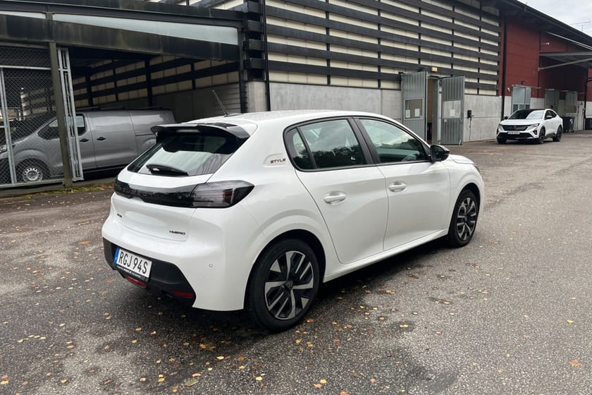 Bild 3 av Peugeot 208 HYBRID 100