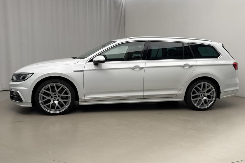 Bild 2 av Volkswagen Passat Sportscombi TDI BiTurbo 4M 240hk GTS R-Line