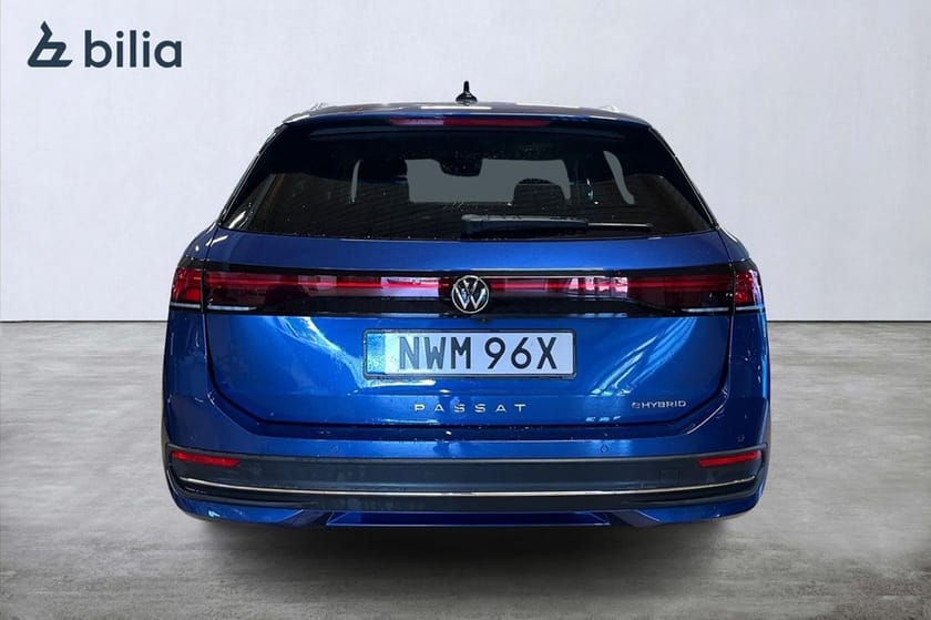 Bild 4 av Volkswagen Passat Variant eHybrid 1.5 TSI 272 HK DSG DRAG/VÄRMARE/NAVI