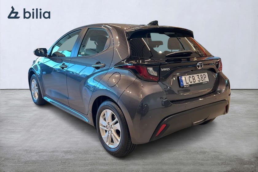 Bild 2 av Toyota Yaris Hybrid 115 1.5 Active Komfortpaket Parkeringssensorer 5D