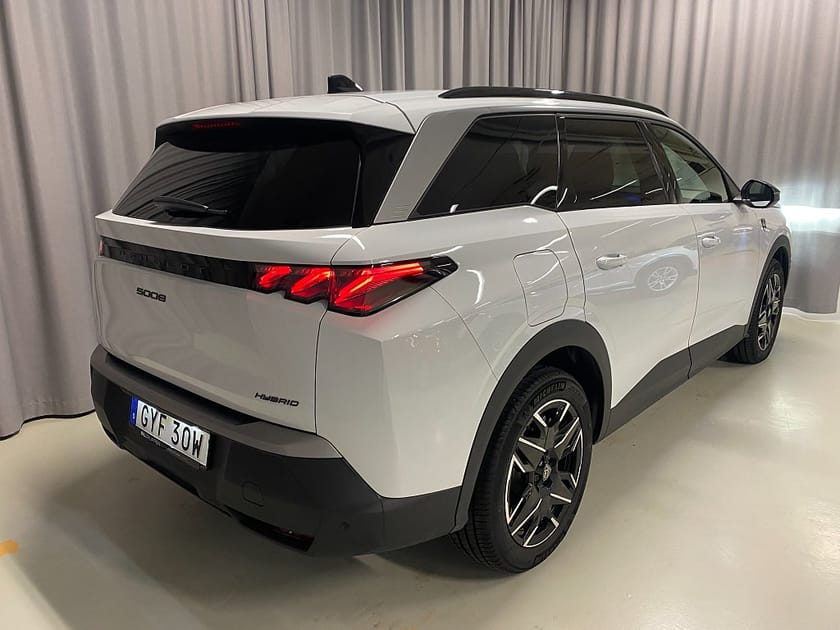 Bild 5 av Peugeot 5008 Hybrid 145