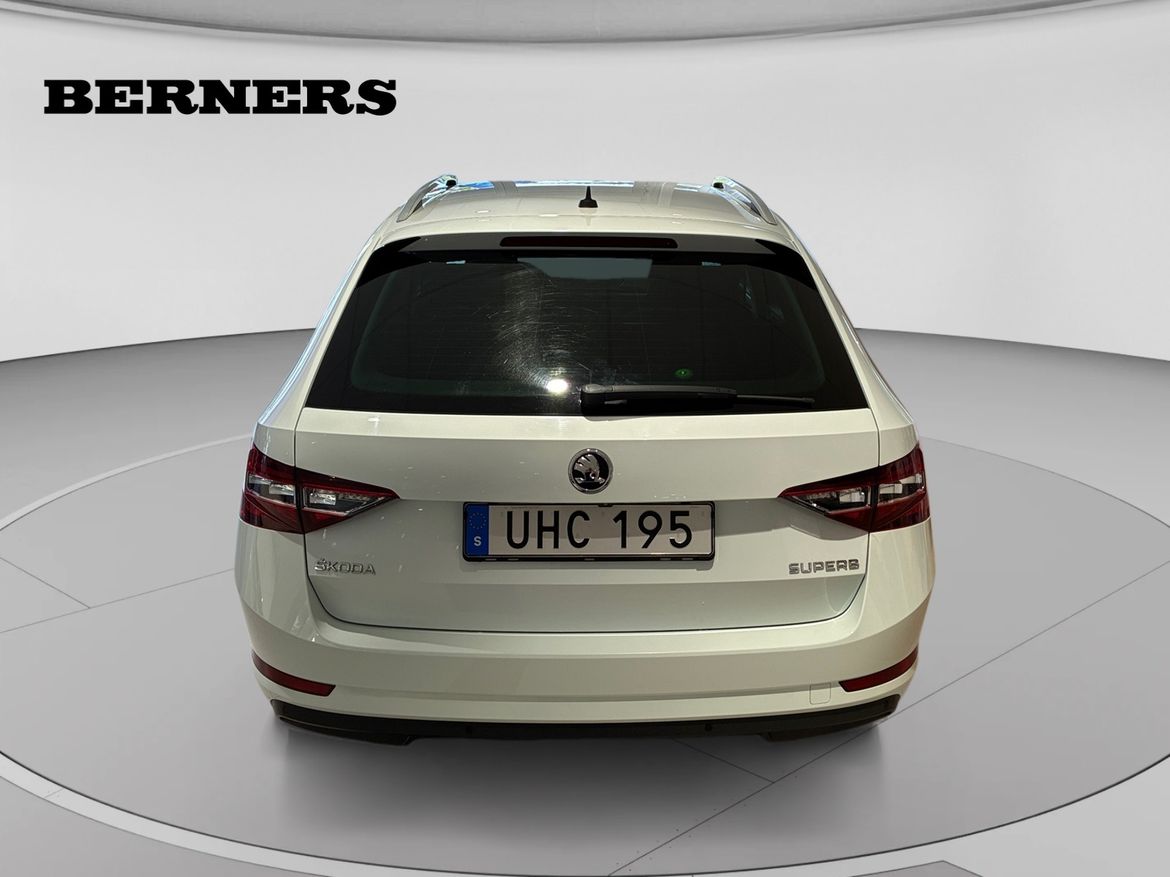 Škoda Superb Kombi 2.0 TDI DSG Sekventiell, 150hk, 2016