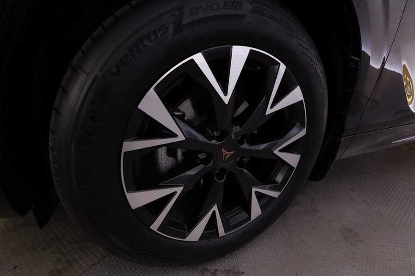 Bild 4 av CUPRA Terramar 1.5 eTSI 150HK DSG