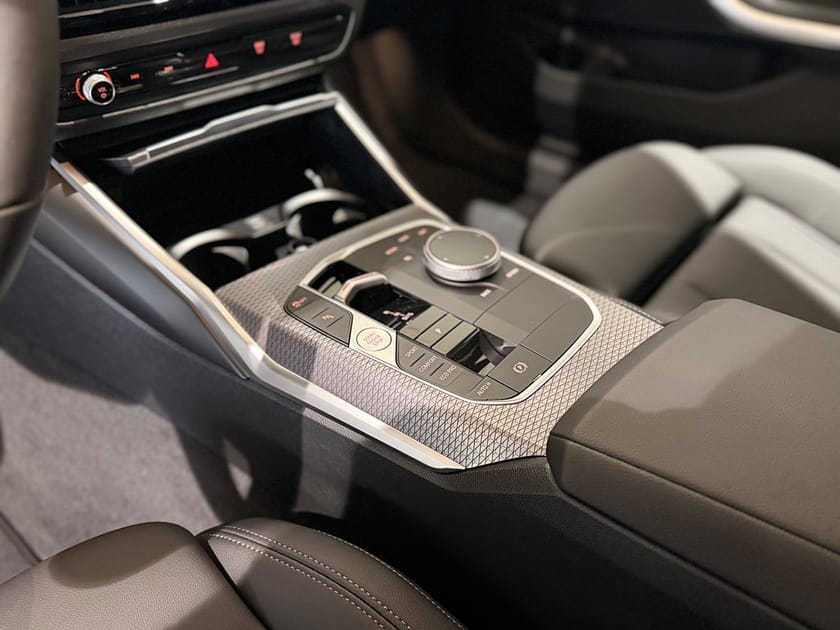 Bild 5 av BMW 320d xDrive Touring xDrive, M-Sport, Värmare, Drag,Adpt Fart,HiFi,Rattvärme